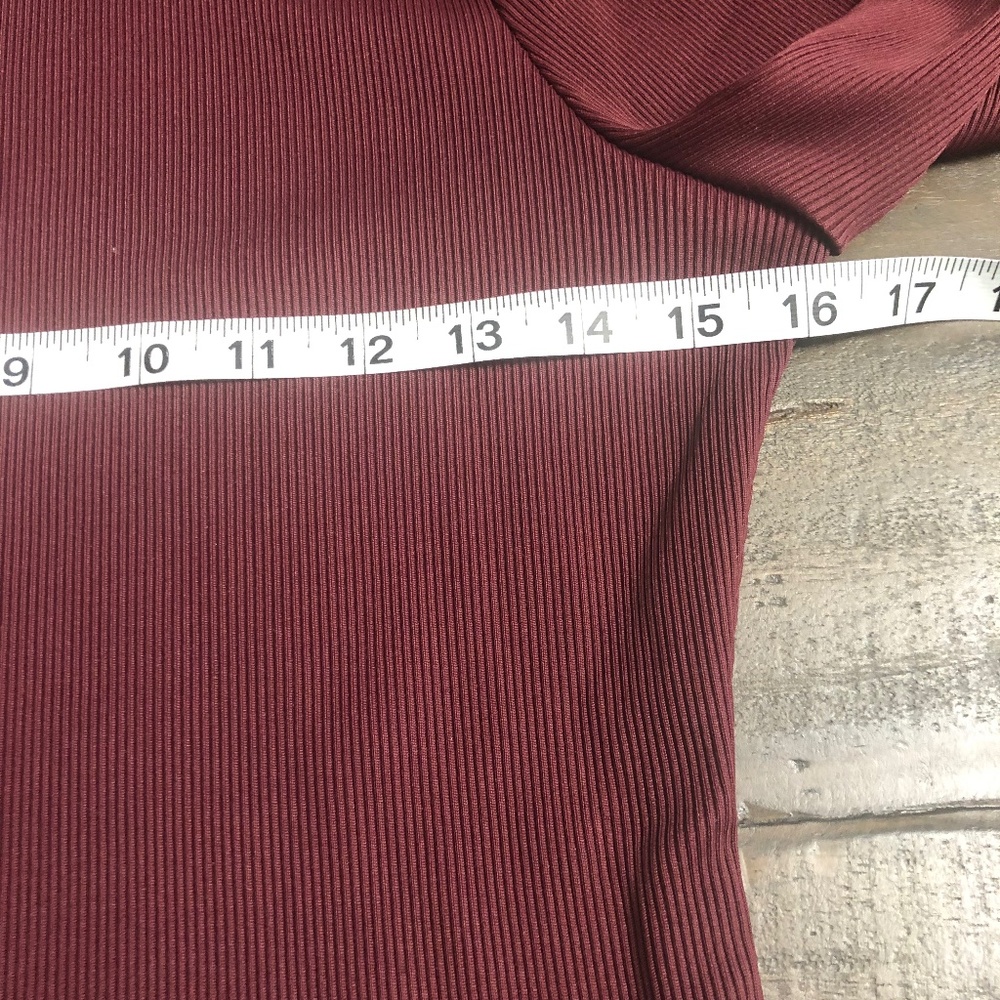 INC International women long sleeve sweater - Picture 9 of 15
